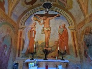 09 Bell'affresco nella cappella di Piano